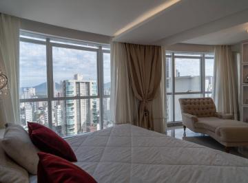Apartamento · 434m² · 5 Quartos · 5 Vagas · Excelente Cobertura de Alto Padrão com 5 Suítes em Meia Praia, Itapema