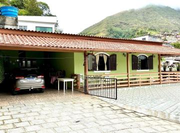 Casa · 204m² · 3 Quartos · 1 Vaga · Casa à venda no bairro São Pedro - Teresópolis/RJ