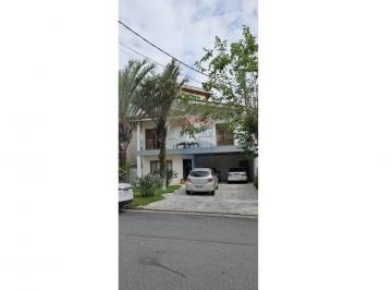 Casa · 260m² · 3 Quartos · 4 Vagas · Casa de Condomínio para venda em Arujá V de 260.00m² com 3 Quartos, 2 Suites e 4 Garagens