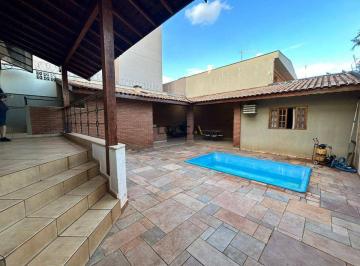 Casa · 197m² · 3 Quartos · 4 Vagas · Casa para venda em Parque Dos Bandeirantes de 197.00m² com 3 Quartos, 1 Suite e 4 Garagens