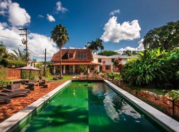 Casa de 10 quartos, Morretes · Imóvel exclusivo em Morretes: historia, natureza e localização privilegiada.