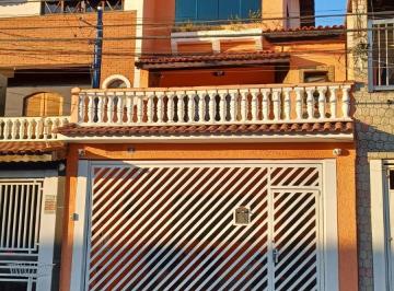 Casa de 3 quartos, Guarulhos · Sobrado de 220 m² com 3 quartos à venda em Parque Renato Maia