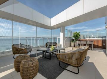 Apartamento de 3 quartos, Itajaí · COBERTURA FINAMENTE MOBILIADA NO AMORES DA BRAVA NA PRAIA BRAVA DE ITAJAÍ-SC