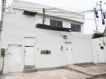 Entrada · Casa 430 m² em Bangu | 8 quartos | Ideal para moradia ou renda