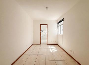 Sala · Apartamento Garden de 1 Quarto com Garagem a 700m do Parque Halfeld