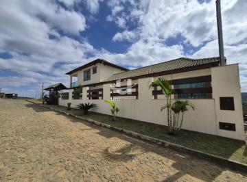 Casa · 450m² · 4 Quartos · 5 Vagas · Casa de Alto Padrão em Condomínio — Conforto, Sofisticação e Uma Vista Deslumbrante