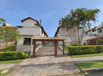 Photo 1 · Casa em condomínio com piscina privativa.