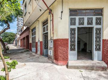 Comercial · 76m² · 4 Quartos · Prédio comercial na Rua Doutor Mário Vicente, 1318 - 1326 • 76 m²
