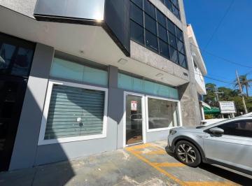 Comercial · 540m² · 2 Vagas · Prédio comercial na Avenida Alberto Byington, 1800 • 540 m²