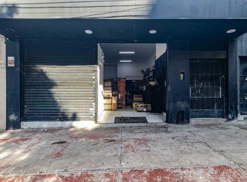 Comercial · 100m² · Prédio comercial na Rua dos Bororós, 51 • 100 m²