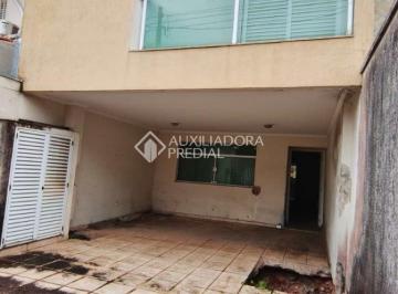 Casa · 201m² · 3 Quartos · 4 Vagas · SOBRADO À VENDA NO BAIRRO PINHEIRINHO - SANTO ANDRÉ/SP