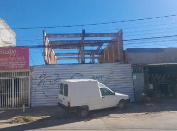 Comercial , Vila Estrutural · Comercial de 380 m² de área construída à venda no Setor Leste Estrutural frente feira