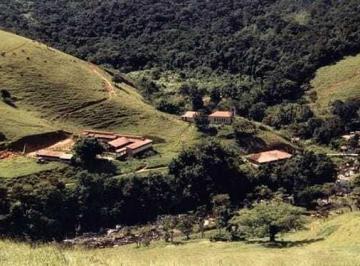 Rural · 10600000m² · 6 Quartos · 2 Vagas · Fazenda à venda em Rio Claro Rio de Janeiro