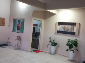 Casa de 2 quartos Venda R$ 360.000 · Linda é excelente casa com estrutura pra mais 2 pavimento
