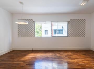 Apartamento · 70m² · 2 Quartos · Apartamento para venda e locação em Moema com 2 quartos, sendo 2 suítes, 70m²