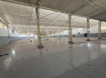 Comercial de 3 quartos, · GALPÂO EM OSASCO LOCACAO 60 MIL