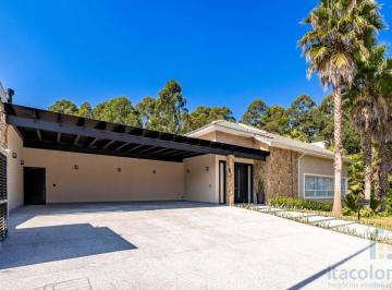 ad5ac5612f4ed326043c662a7acf4b4fb61c7a42 · Casa a Venda e locação em Condominio Alphaville