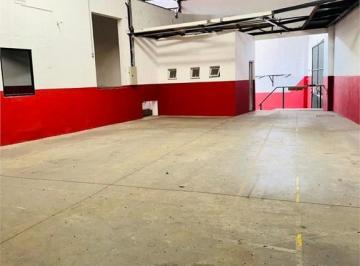 Comercial · 700m² · 7 Vagas · Galpão comercial à venda em Sorocaba-SP, Jardim Paulistano: 6 salas, 3 banheiros, 7 vagas, 700m² de