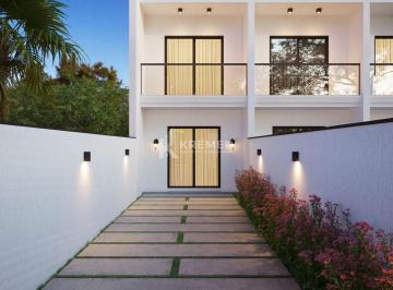 Casa · 70m² · 2 Quartos · 2 Vagas · Sobrado à venda no bairro Avaí - Guaramirim/SC