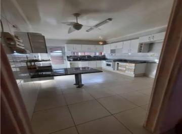 Casa de 3 quartos, Sorocaba · Sobrado à venda no Jardim América em Sorocaba bem localizado