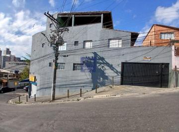 Casa de 3 quartos, Carapicuíba · Amplo Sobrado de Esquina com ótima Localização a poucos metros do acesso ao Rodoanel;