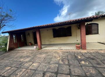 Casa de 3 quartos, Salvador · CASA COM 3 QUARTOS, SENDO 1 SUITE, 1080 m² DE ÁREA
LOCALIZAÇÃO PERFEITA, 300 METROS DA PRAIA.