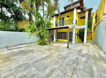 Casa de 4 quartos, Rio de Janeiro · Casa de Condomínio Residencial de 120m² com 4 quartos sendo 2 suítes em Vargem Grande - RJ.