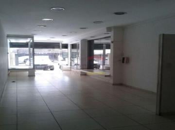 Comercial de 2 quartos, São Paulo · Prédio comercial próximo ao Metro Santana. Ótima localização