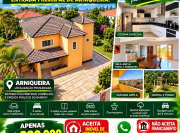 Casa de 4 quartos, Águas Claras · Excelente sobrado em condomínio entrada principal de Arniqueira!
