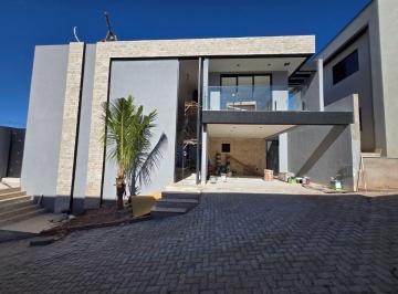 Casa de 4 quartos, Águas Claras · CASA ALTO PADRÃO ARNIQUEIRAS CONJUNTO 5 4 QUARTOS PERMUTA PRÓXIMO AO PARK WAY CLOSET ELEVADOR