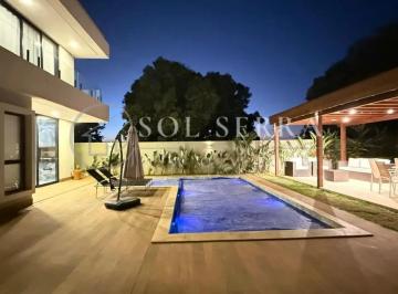 Casa · 380m² · 3 Quartos · 2 Vagas · Casa à Venda em Jardim Botânico, Brasília: 3 Suítes, Vista Livre, Semi-mobiliada