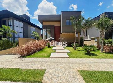Casa · 490m² · 5 Quartos · 5 Vagas · Sobrado Triplex Condomínio do Lago
