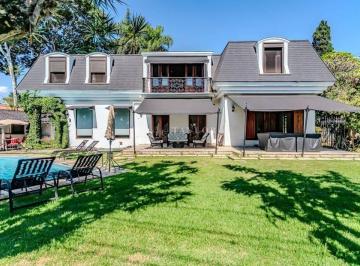 Casa · 500m² · 4 Quartos · 5 Vagas · Casa com 4 quartos, Jardim Everest - São Paulo
