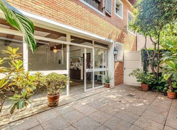 Casa · 371m² · 4 Quartos · 2 Vagas · Casa com 4 quartos à Venda, Jardim Paulistano - São Paulo