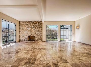 Casa · 260m² · 2 Quartos · 2 Vagas · Casa com 2 quartos à Venda, Jardim Europa - São Paulo