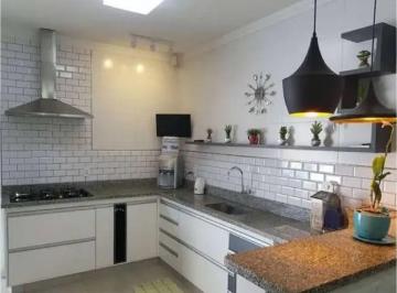Casa de 3 quartos, São Paulo · Sobrado à venda no Piqueri bem localizado