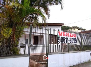 Casa de 2 quartos, Florianópolis · Casa 2 dormitórios, edícula e ótimo terreno no centro de Florianópolis, rua Major Costa