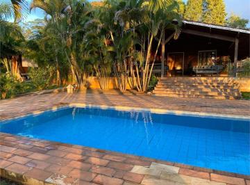 Rural · 400m² · 3 Quartos · 3 Vagas · Chácara à venda em Araçoiaba da Serra-SP: 3 quartos, 1 suíte, 1 sala, 2 banheiros, 3 vagas de garage