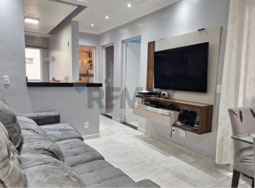 Apartamento · 2 Quartos · 1 Vaga · apartamento com 2 dormitóros e sacada no cond Brisa do Parque 2 em Sorocaba-SP.