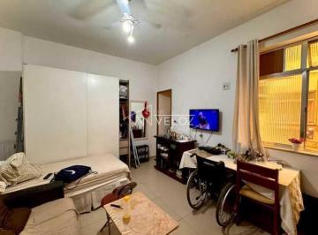 Apartamento · 30m² · 1 Quarto · Apartamento : Padrão / Residencial / Catete