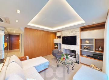 Casa · 269m² · 3 Quartos · 2 Vagas · Casa em Condomínio com 3 Suítes e Piscina no Teresópolis – Porto Alegre