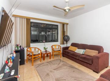 da31f5a6-3302-49e4-a95d-f490a855b629 · Casa para venda em Vila Santista com 2 quartos, sendo 1 suíte, 130m²