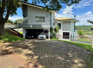 Casa · 275m² · 3 Quartos · 2 Vagas · CASA DE ALTO PADRAO EM RESIDENCIAL FECHADO