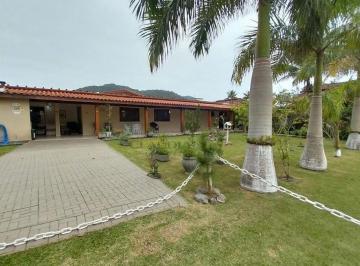 Casa · 4 Quartos · 3 Vagas · Casa dos Sonhos em Ubatuba