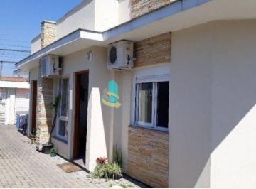 Casa · 44m² · 2 Quartos · Casa 2 quartos em condomínio de baixo custo