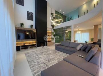 Apartamento · 400m² · 4 Quartos · 4 Vagas · CASA NA PRAIA DOS AMORES - BALNEÁRIO CAMBORIÚ