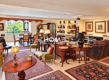 59f251e1e568fb296681babb3749acc42e003e4f · Jardim Botânico — Casa Singular com 567 m², Suíte Master de 120 m² e Terraço de 180 m²