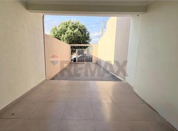 Casa · 250m² · 3 Quartos · 4 Vagas · Casa para alugar em Parque Vasconcellos de 250.00m² com 3 Quartos e 4 Garagens