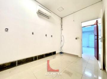 Comercial · 120m² · Prédio Comercial para alugar em Taboão de 120.00m²