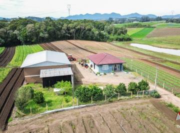 Rural de 2 quartos, São José dos Pinhais · Chácara à Venda em São José dos Pinhais
